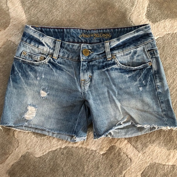 American Eagle Denim Jean Shorts Sz 2 - Picture 1 of 4